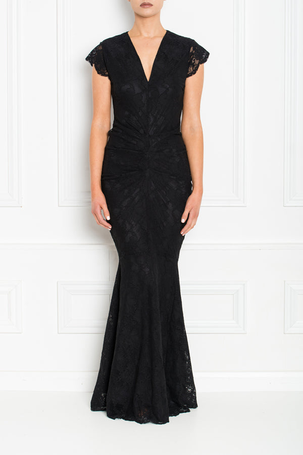 ARIANNA LACE FISHTAIL MAXI BLACK FRONT AW19-72